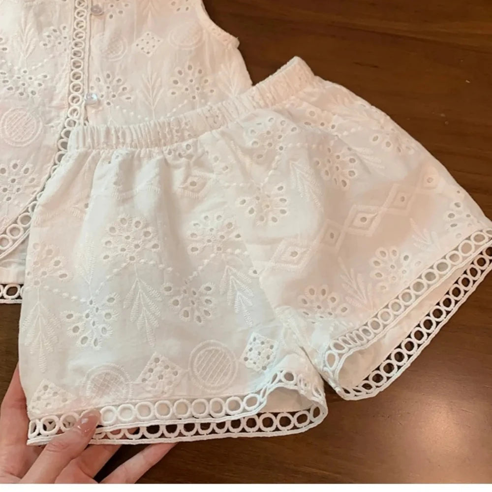Conjunto infantil de bebê menina, de 2 peças, verão, oco, rendas, colete + shorts, único sem mangas, casual, cor sólida