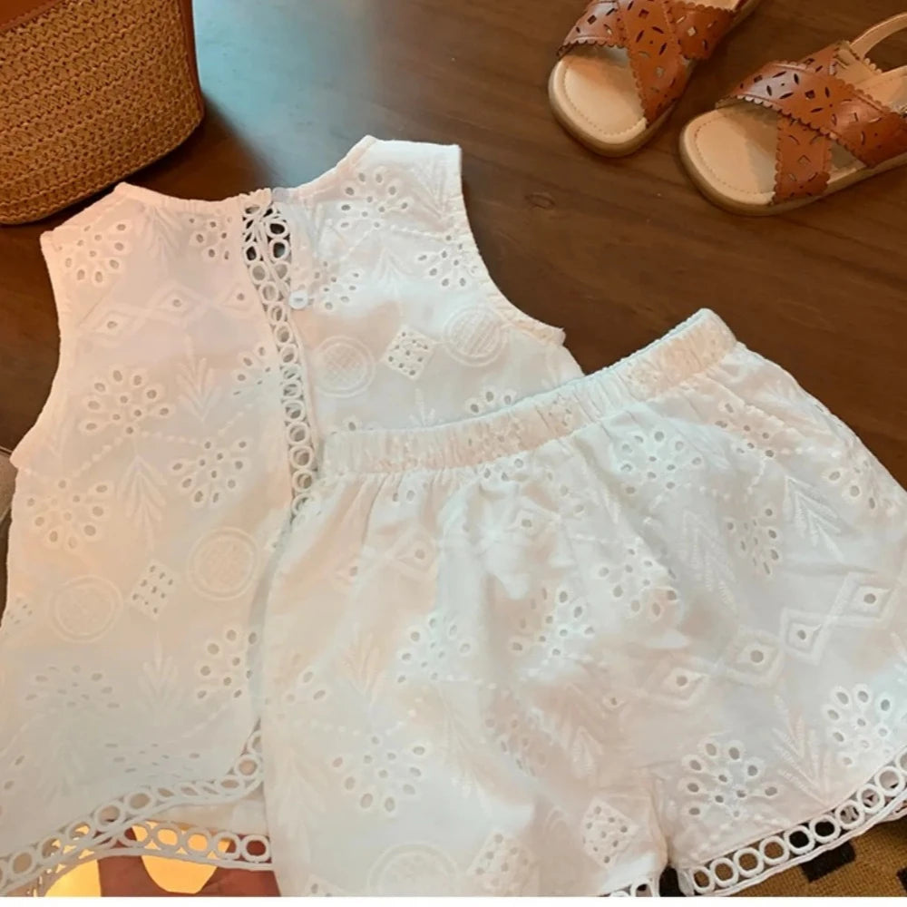 Conjunto infantil de bebê menina, de 2 peças, verão, oco, rendas, colete + shorts, único sem mangas, casual, cor sólida