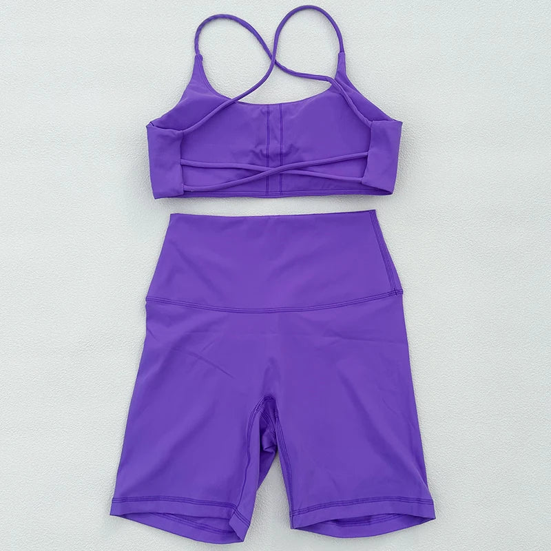 Conjunto feminino de yoga, ternos esportivos de fitness, shorts e tops, sem costura