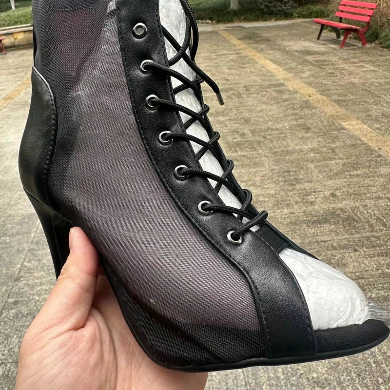 Botas Peep Toe Femininas em Tela e Salto Alto