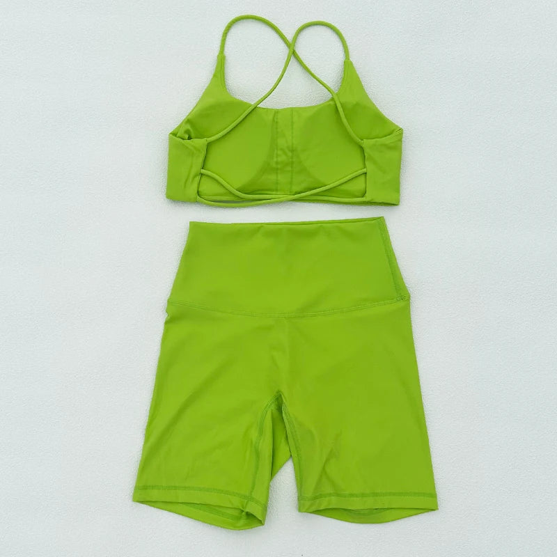 Conjunto feminino de yoga, ternos esportivos de fitness, shorts e tops, sem costura