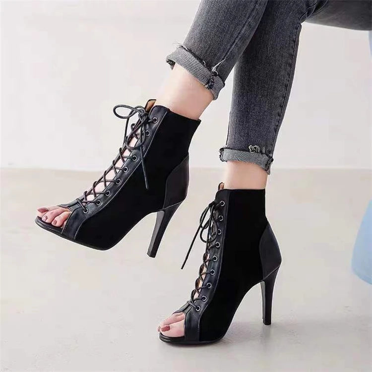 Botas femininas salto alto preto com design aberto e cadarço frontal elegantes para mulher