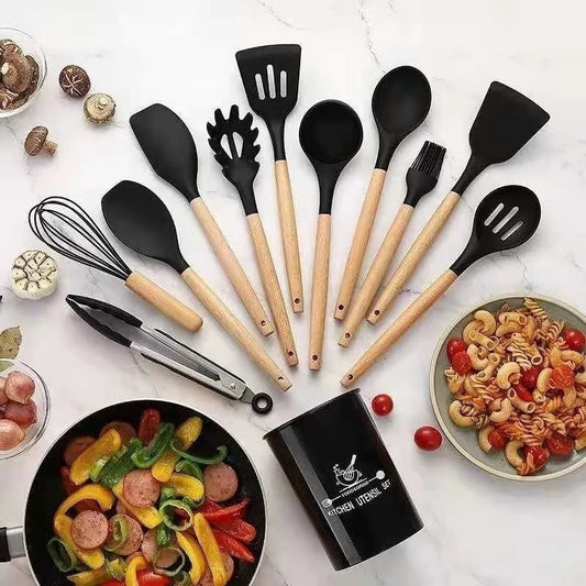 Conjunto de utensílios de cozinha com cabo madeira e acessórios para cozinhar deliciosos pratos