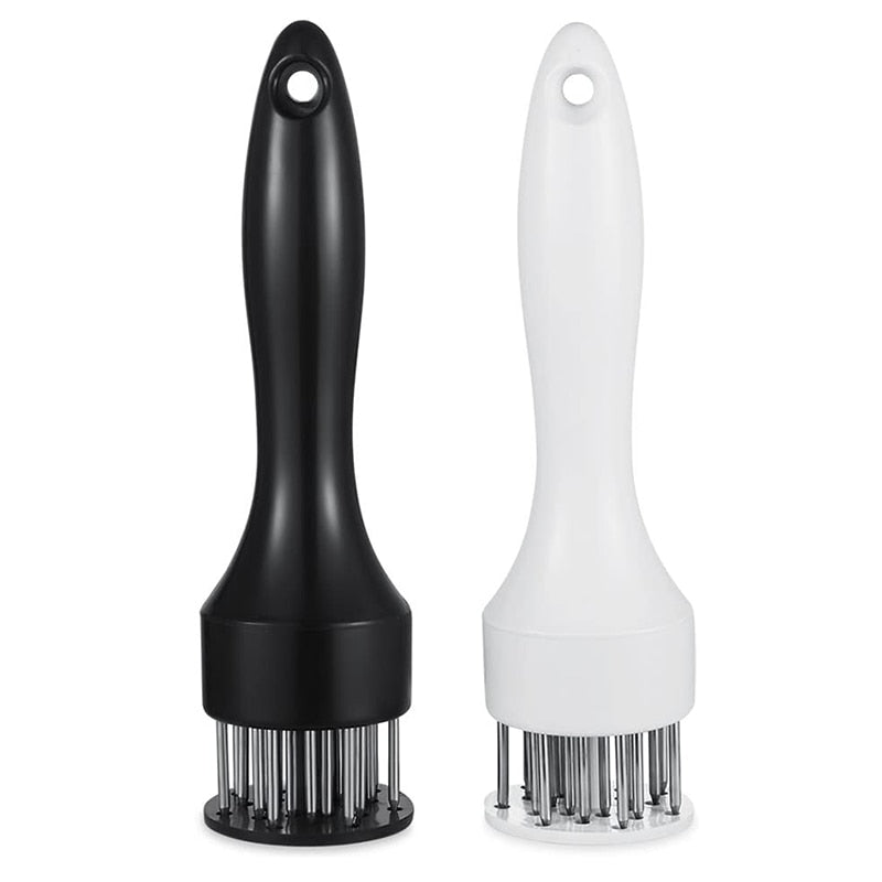 Amaciador de carne com design em preto e branco, ferramenta ultra afiada para cozinha.