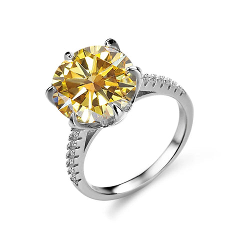 Anel feminino de prata esterlina 925 com pedra amarela brilhante e detalhes em zircônias