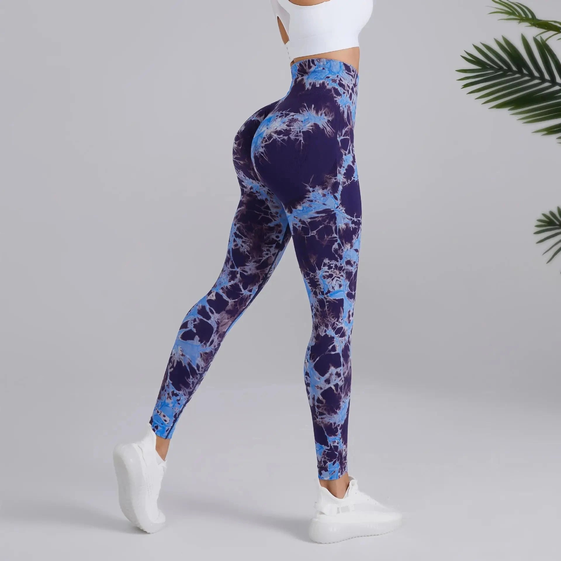 Calça feminina TIANKA legging cintura alta sem costura em estampa tie-dye azul e roxa