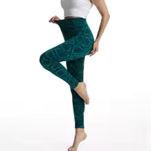 Legging workout estampa cobra verde com cintura alta para conforto durante os exercícios