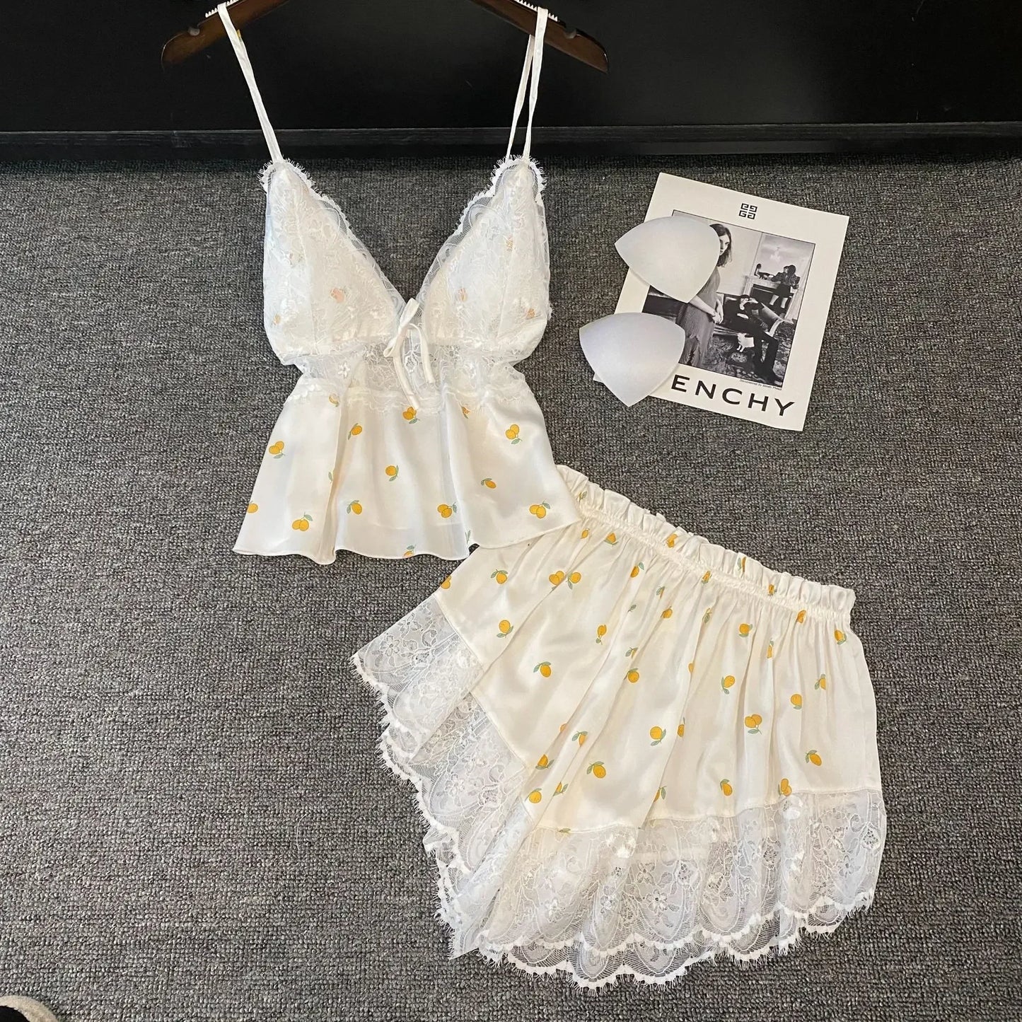 Conjunto de pijama feminino QIANTANG em cetim com detalhes de renda, lingerie sexy de cetim com estampas florais