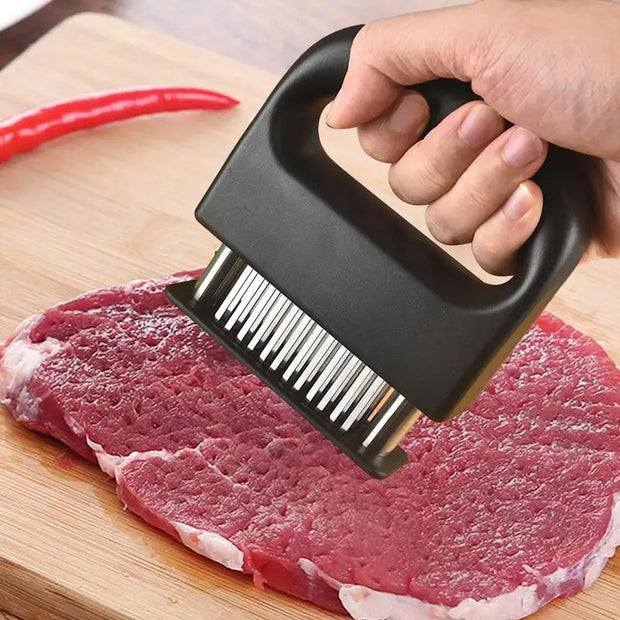 Martelo de agulha para carne com cabo ergonômico, ideal para amaciar cortes de carne antes do cozimento