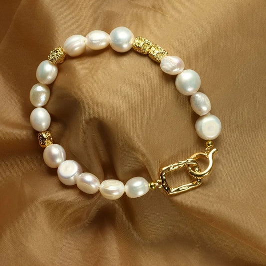 Pulseira feminina YWYC com pérolas barrocas naturais e detalhes dourados pulseira barroca natural atacado