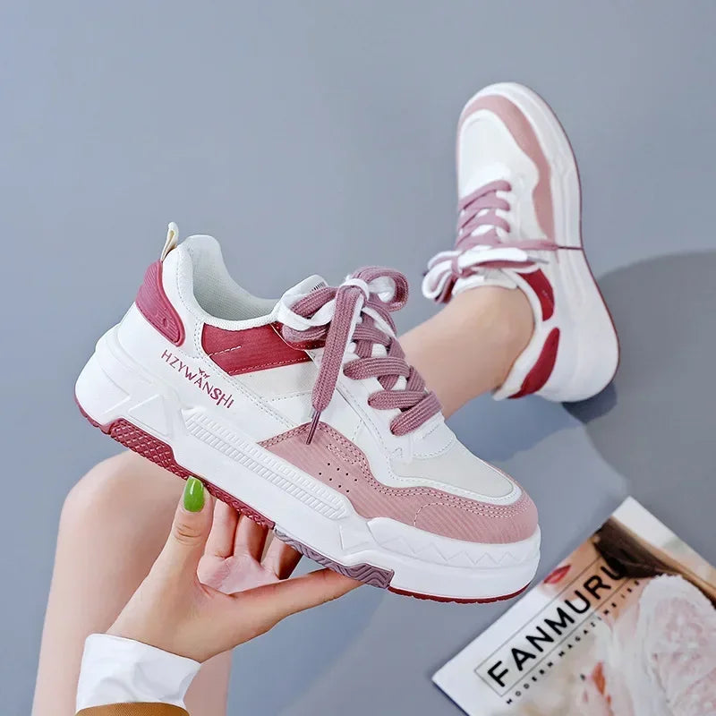 Tênis feminino YBQJOO em cores rosa e branco, estilo sapatos plataforma chunky, ideal para looks casuais