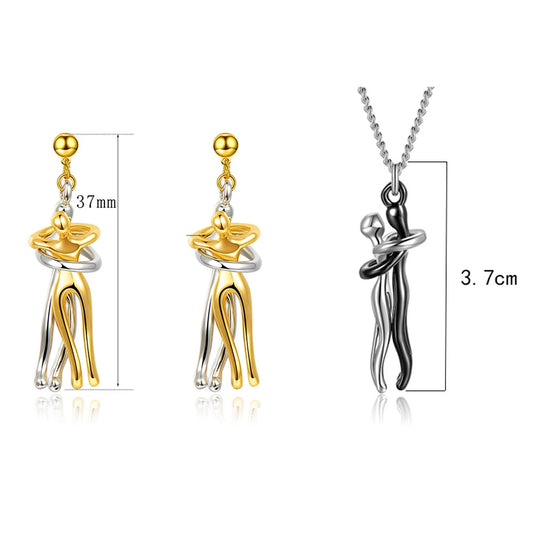 Colar feminino da SEULEMENT com pingente de casal e brincos dois tons femininos ao lado