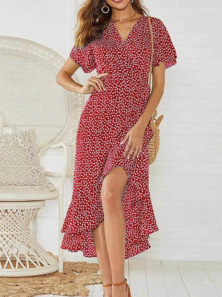 Vestido maxi floral feminino em vermelho com estampa de flores e fenda lateral para looks casuais