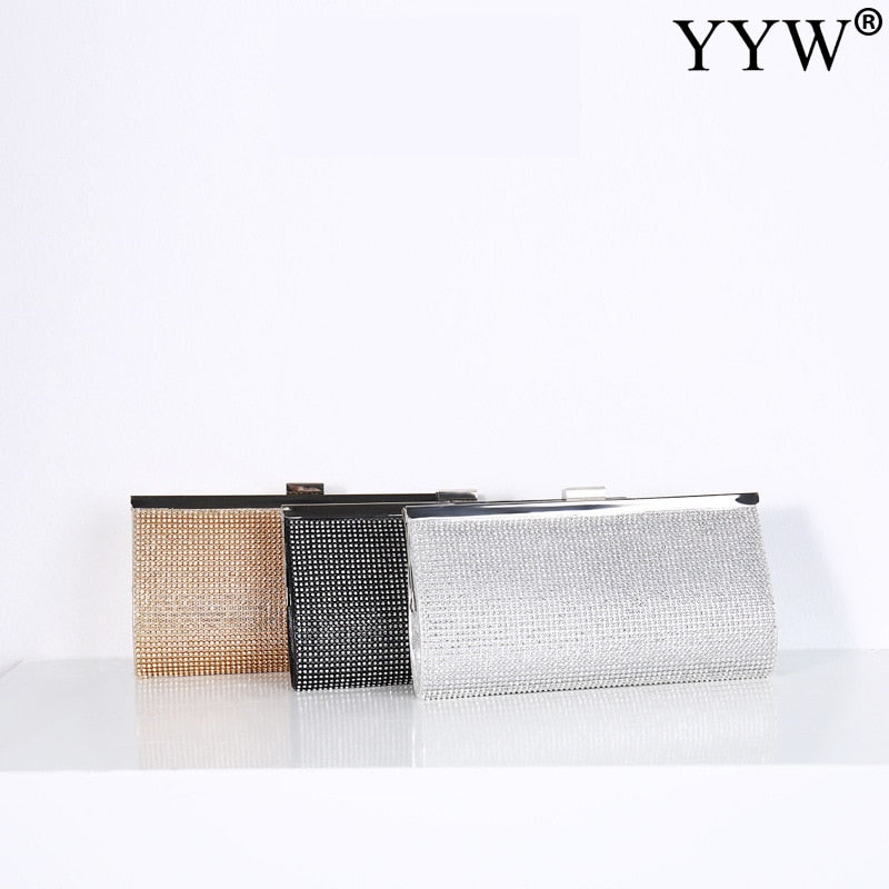 Bolsa de festa com diamantes YYW disponível em dourado, prata e preto para eventos elegantes